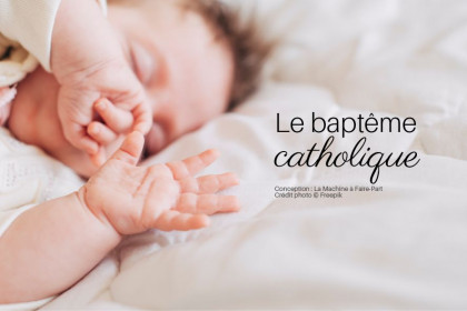Visuel d'un bébé qui dort pour illustrer l'article le baptême catholique